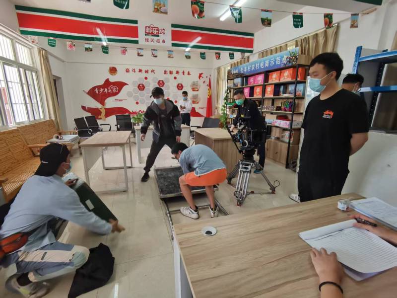 追星女孩心理学分析报告：特克斯县广告片拍摄公司揭秘饭圈应援式传播逻辑